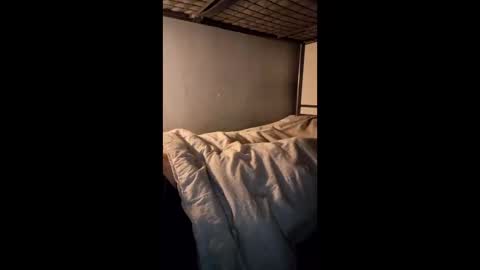Snapshot of owenm2203 chatting on May 3, 10:38 pm owenm2203 online show from May 3, 10:38 pm