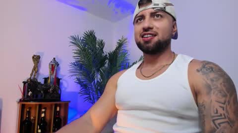 Snapshot of owenmaximus814 chatting on October 20, 11:49 pm Maximus Owen online show from October 20, 11:49 pm