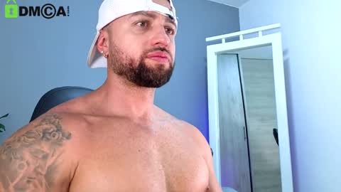 Snapshot of owenmaximus814 chatting on March 16, 5:50 pm Maximus Owen online show from March 16, 5:50 pm