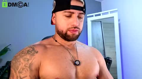 Snapshot of owenmaximus814 chatting on March 22, 4:10 pm Maximus Owen online show from March 22, 4:10 pm