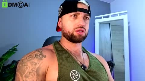 Snapshot of owenmaximus814 chatting on March 24, 5:29 pm Maximus Owen online show from March 24, 5:29 pm