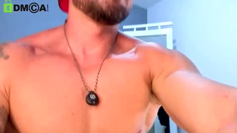 Snapshot of owenmaximus814 chatting on March 26, 5:40 pm Maximus Owen online show from March 26, 5:40 pm