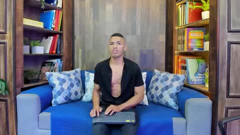 Owen online show from September 19, 11:22 am