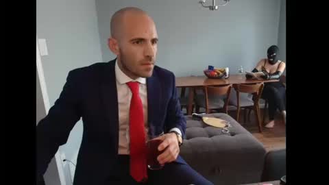 Snapshot of owner_and_asset chatting on March 17, 3:26 pm Owner Asset online show from March 17, 3:26 pm