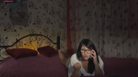 OxiXLove online show from June 25, 8:13 pm