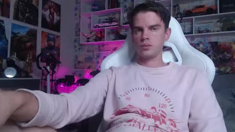 Snapshot of oxmikexo chatting on September 30, 12:10 pm Mike online show from September 30, 12:10 pm