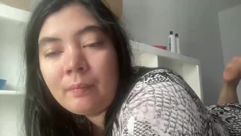 oxovickyoxo online show from November 9, 5:22 pm