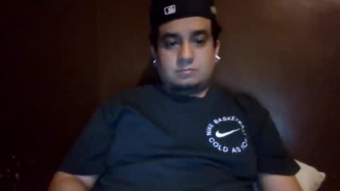 Snapshot of ozlo chatting on October 25, 4:20 am ozlo online show from October 25, 4:20 am