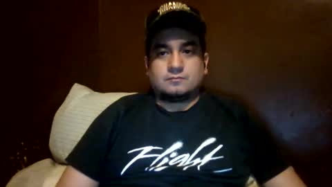 Snapshot of ozlo chatting on March 24, 8:25 pm ozlo online show from March 24, 8:25 pm