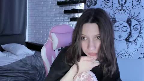 Alice online show from March 7, 11:49 pm