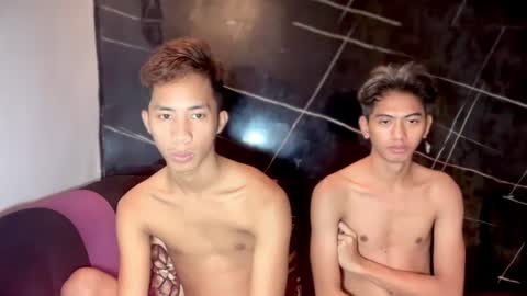 p1noytwink_xel online show from July 29, 7:23 pm