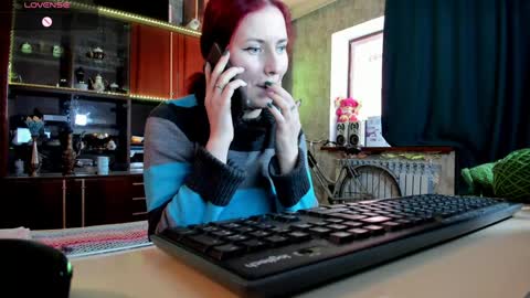 Ella online show from January 16, 10:10 am