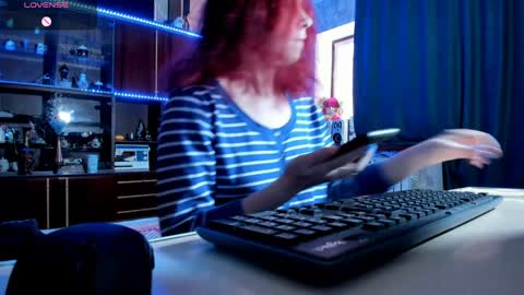 Ella online show from February 3, 7:29 am