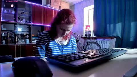 Ella online show from February 28, 12:09 pm