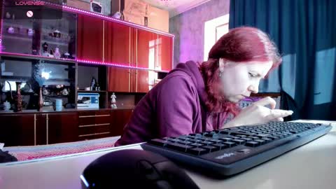 Ella online show from March 12, 12:26 pm