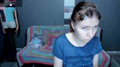 Ella online show from October 2, 7:37 am