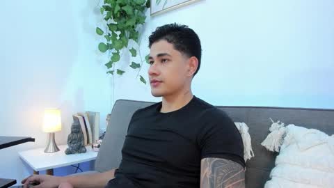 Javi    online show from February 2, 12:48 pm