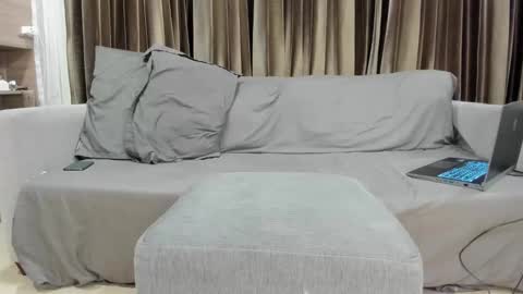 Snapshot of pablo_feet chatting on January 17, 4:06 am Paolo 187 84 online show from January 17, 4:06 am