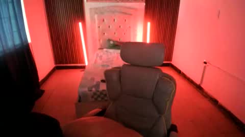 pablo prada online show from December 2, 6:58 pm