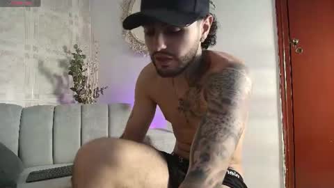 pablo_veleez online show from July 3, 9:43 pm