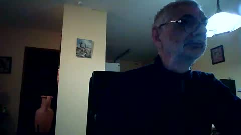 paca84 online show from February 25, 9:35 pm