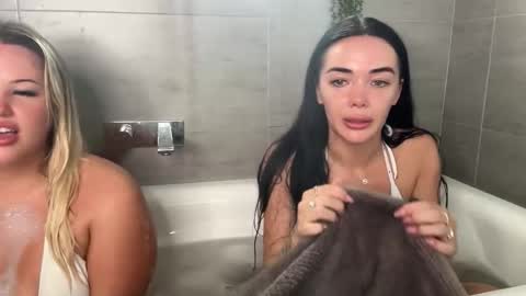 Snapshot of paigemckinnon chatting on March 15, 1:33 am paigey xxx link in bio online show from March 15, 1:33 am