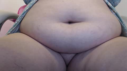 paiperhalliwey online show from December 24, 7:55 pm