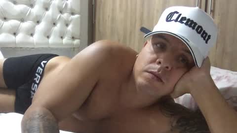 Snapshot of paisaexotico chatting on September 24, 12:47 am paisaexotico online show from September 24, 12:47 am