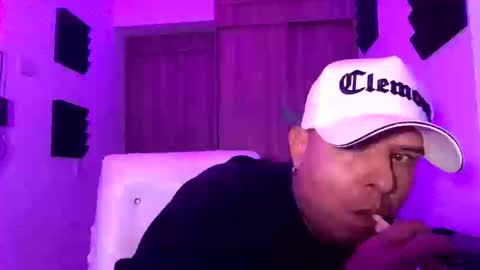 Snapshot of paisaexotico chatting on September 30, 1:43 am paisaexotico online show from September 30, 1:43 am