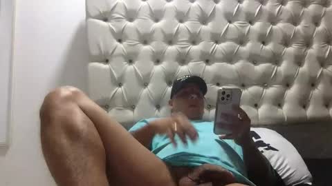 paisaexotico online show from February 22, 8:24 am