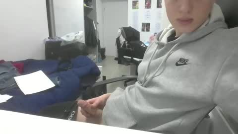 Snapshot of pajakot chatting on February 4, 7:09 pm pere online show from February 4, 7:09 pm