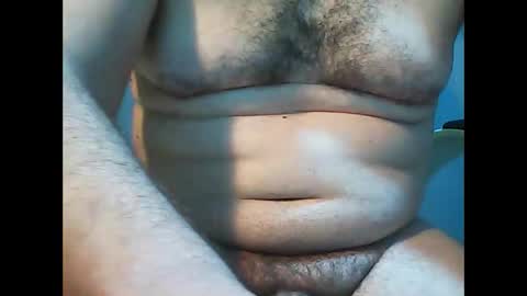 Snapshot of pajero1976 chatting on April 9, 2:44 pm pajero1976 online show from April 9, 2:44 pm