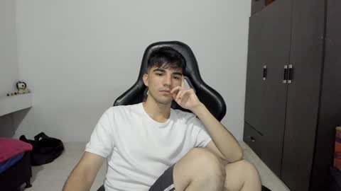 pakun_ online show from December 22, 1:12 am