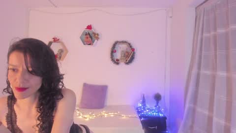 Snapshot of paloma_victory chatting on December 28, 8:47 pm Paloma online show from December 28, 8:47 pm