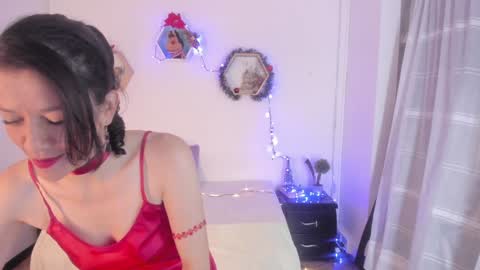 Snapshot of paloma_victory chatting on December 31, 8:02 pm Paloma online show from December 31, 8:02 pm