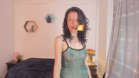 Snapshot of paloma_victory chatting on January 11, 8:54 pm Paloma online show from January 11, 8:54 pm