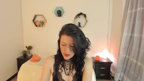 Snapshot of paloma_victory chatting on October 16, 9:27 pm Paloma online show from October 16, 9:27 pm