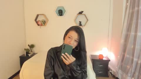 Snapshot of paloma_victory chatting on October 20, 8:31 pm Paloma online show from October 20, 8:31 pm