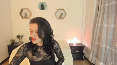 Snapshot of paloma_victory chatting on November 12, 8:41 pm Paloma online show from November 12, 8:41 pm