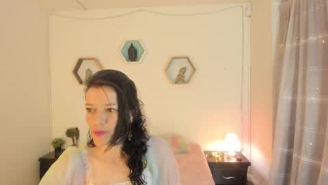 Snapshot of paloma_victory chatting on November 25, 8:42 pm Paloma online show from November 25, 8:42 pm