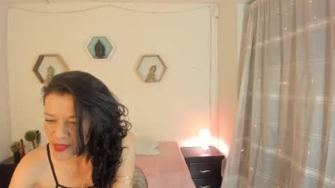 Snapshot of paloma_victory chatting on November 28, 9:06 pm Paloma online show from November 28, 9:06 pm