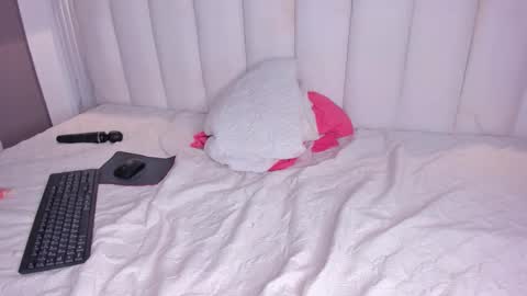 pamela online show from November 1, 7:49 pm