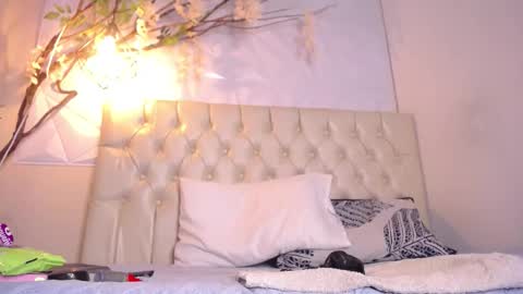 Pamela online show from December 16, 7:52 pm