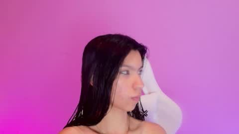 Snapshot of pamelaascott chatting on January 9, 2:22 am  P A M  online show from January 9, 2:22 am