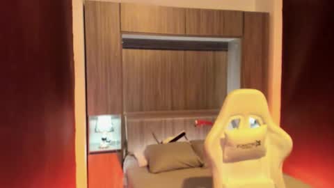 Snapshot of pamelaascott chatting on October 9, 4:21 am  P A M  online show from October 9, 4:21 am