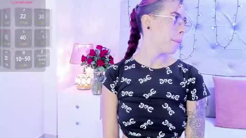 Snapshot of pamelamiler_ chatting on September 23, 12:19 pm TELL ME PAMELLA AND GIVE ME A GOOD GRADE ITS IMPORTANT online show from September 23, 12:19 pm