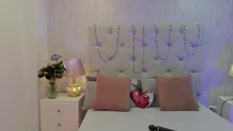 Snapshot of pamelamiler_ chatting on September 26, 11:58 am TELL ME PAMELLA AND GIVE ME A GOOD GRADE ITS IMPORTANT online show from September 26, 11:58 am