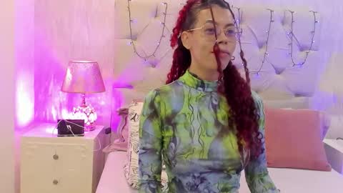 Snapshot of pamelamiler_ chatting on October 18, 12:06 pm TELL ME PAMELLA AND GIVE ME A GOOD GRADE ITS IMPORTANT online show from October 18, 12:06 pm