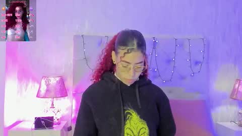 Snapshot of pamelamiler_ chatting on November 5, 11:43 am TELL ME PAMELLA AND GIVE ME A GOOD GRADE ITS IMPORTANT online show from November 5, 11:43 am