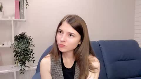daniella online show from September 19, 6:30 pm